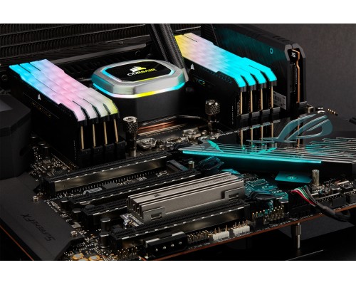 Накопитель M.2 2280 1TB Corsair MP600 CORE Client SSD CSSD-F1000GBMP600COR PCIe Gen4x4 with NVMe, 4700/1950, IOPS 200/480K, MTBF 1.8M, 3D QLC NAND, 225TBW, 0,12DWPD, Heatsink, RTL