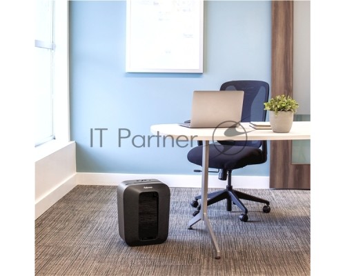 Шредер Fellowes PowerShred LX50 черный (секр.P-4)/перекрестный/9лист./17лтр./скрепки/скобы/пл.карты