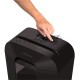 Шредер Fellowes PowerShred LX70 черный (секр.P-4)/перекрестный/11лист./18лтр./скрепки/скобы/пл.карты