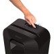 Шредер Fellowes PowerShred LX70 черный (секр.P-4)/перекрестный/11лист./18лтр./скрепки/скобы/пл.карты