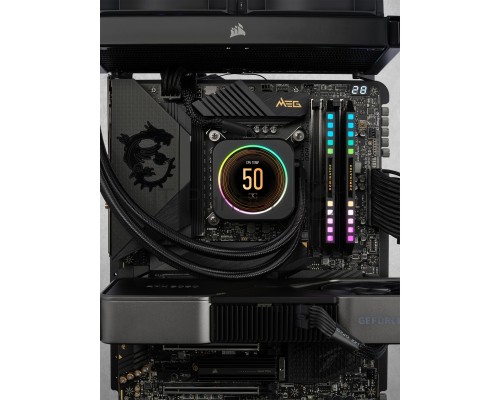 Память DDR5 2x32Gb 5200MHz Corsair CMT64GX5M2B5200C40 DOMINATOR PLATINUM RGB RTL PC5-41600 CL40 DIMM 288-pin 1.25В
