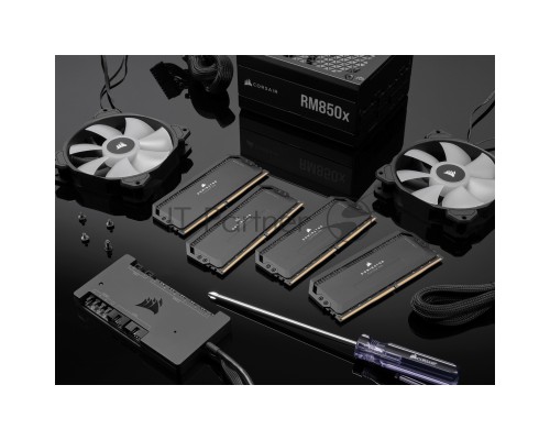 Память DDR5 2x32Gb 5200MHz Corsair CMT64GX5M2B5200C40 DOMINATOR PLATINUM RGB RTL PC5-41600 CL40 DIMM 288-pin 1.25В