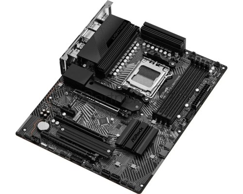 Материнская плата ASRock X670E PG Lightning, AM5, AMD X670, 4xDDR5, 4xSATA, 4xM.2, 1xPCI-E 5.0 x16, 1xPCI-E 4.0 x4, 1xPCI-E 4.0 x1, 1xHDMI, 1xDP, 1x 2.5Gb LAN, 6xUSB-A 3.2 Gen 1, 1xUSB-A 3.2 Gen 2, 4xUSB-A 2.0, 1xUSB-C 3.2 Gen 2x2, 3x3.5 мм, 7.1, ATX