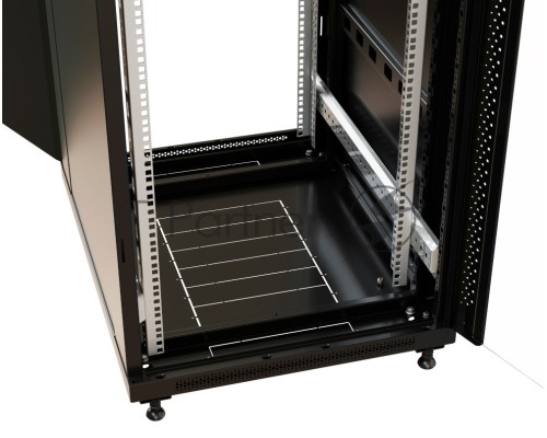 Шкаф серверный WRline (WR-TT-4768-AS-RAL9004) напольный 47U 600x800мм пер.дв.стекл задн.дв.стал.лист 2 бок.пан. 800кг черный 710мм 2277мм IP20 сталь