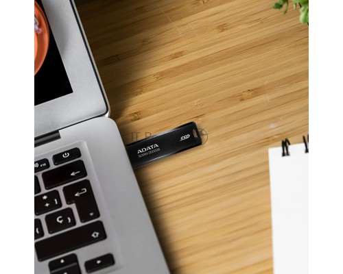 Накопитель SSD внешний USB 3.2 2TB BLACK SC610-2000G-CBK/RD ADATA