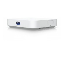 UBIQUITI UCG-Max Маршрутизатор 4 ядра (1,5 ГГц), 4х 2,5G RJ45, 1х 2.5G RJ45 WAN