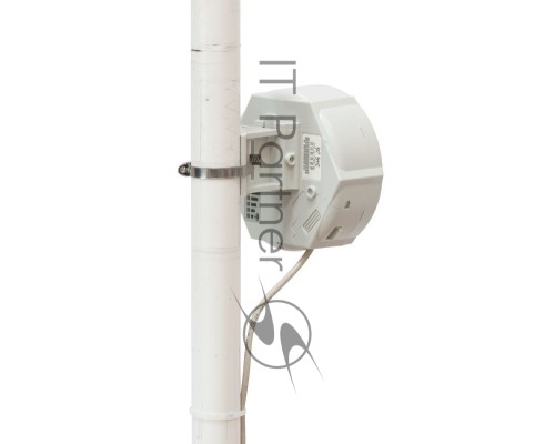 Наружная точка доступа MikroTik RBSXTG-5HPacD-SA RouterBOARD SXTG with Dual Chain 802.11ac, 13dBi 90 deg 5GHz antenna, 720MHz CPU, 128MB RAM, Gigabit Ethernet, USB, POE, PSU, pole mount, RouterOS L4