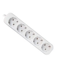 Defender Удлинитель E530 3.0 м, 5 розеток [99230], с заземлением