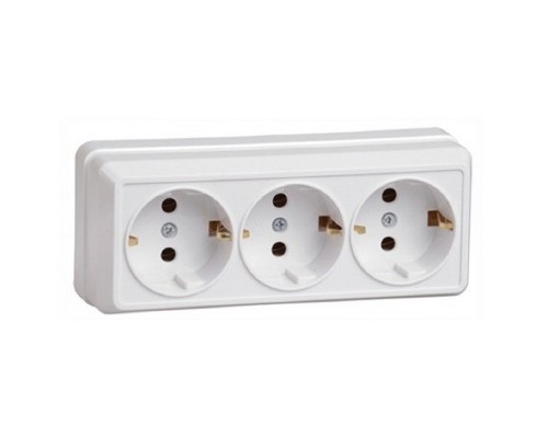 [IEK аксессуары] Iek ERO31-K01-16-DC РС23-3-ОБ Розетка 3местн. с з/к 16А откр.уст. ОКТАВА (белый)