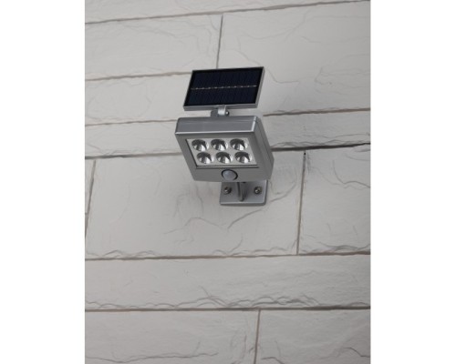 [садовые фонари] ЭРА Б0044248 ERAFS048-08 Прожектор с датчиком движения, на солнечной батарее, 6LED, 150 lm